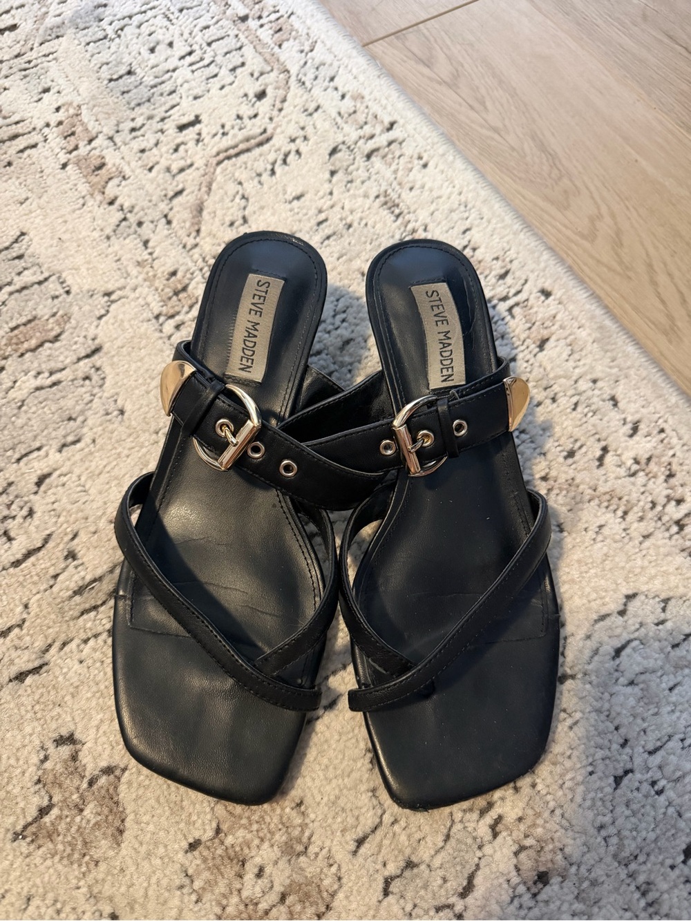 Steve Madden Black Buckle Strap Sandals